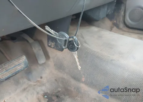 2007 Chevrolet Silverado 1500 Work Truck z USA, uszkodzony, nr VIN 1GCEC14C67Z611227